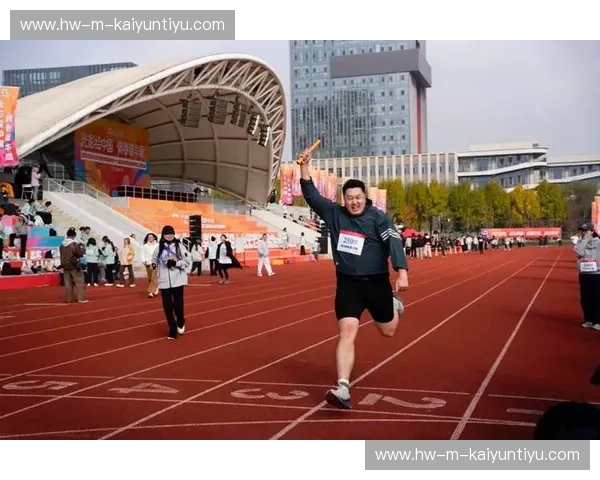 今日体育赛事精彩纷呈，激动人心的赛场瞬间不容错过！