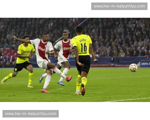 博塔vs阿拉拉夸:两种风格的巅峰对决,谁是你的心头好?